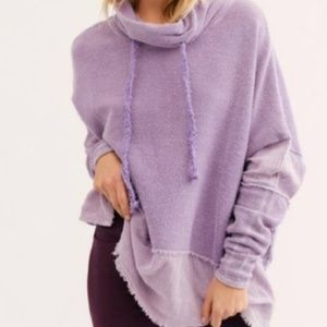 Free people Zoe distressed pullover. Worn 4x